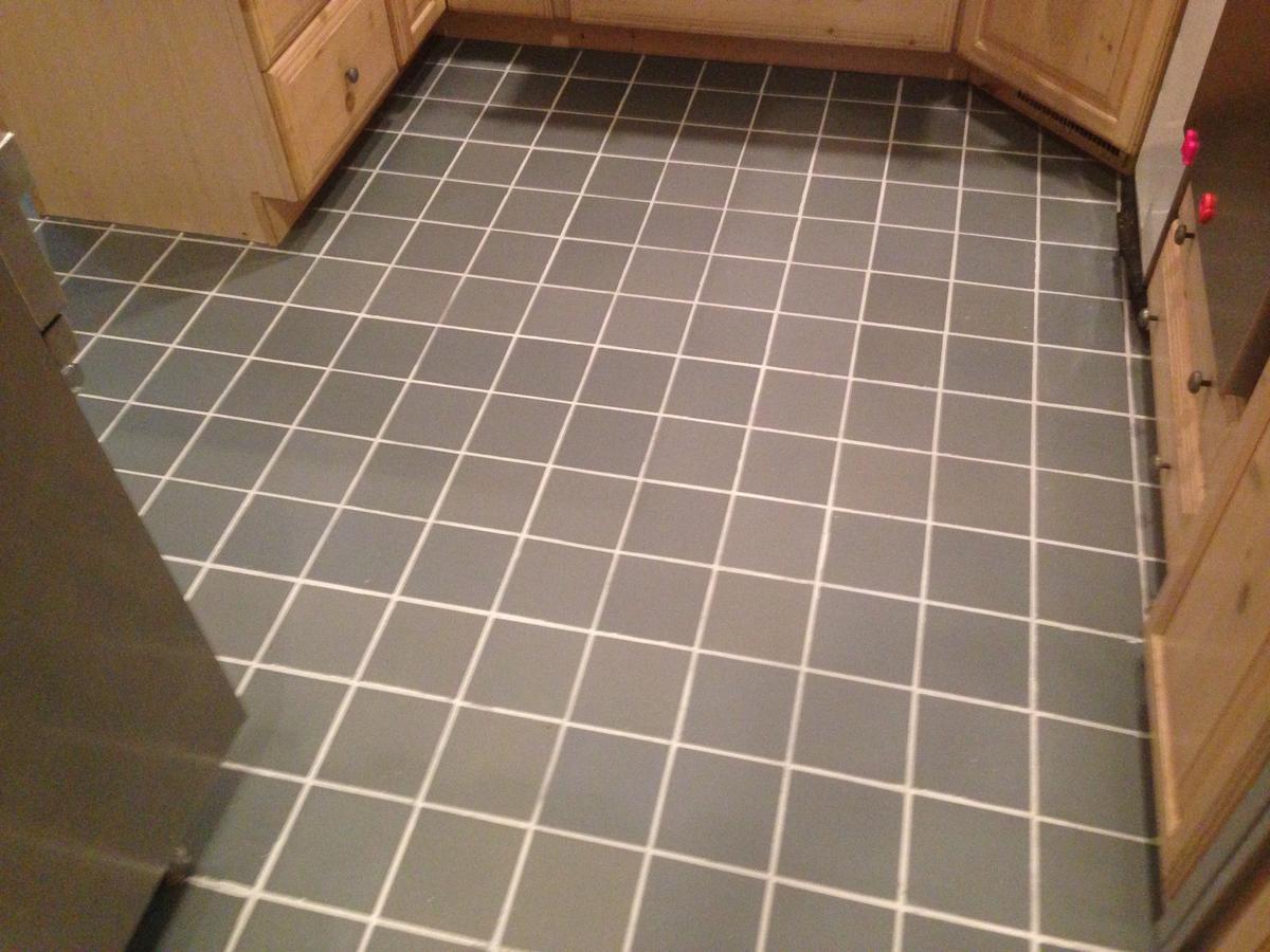 Entryway tile after RF cleaning